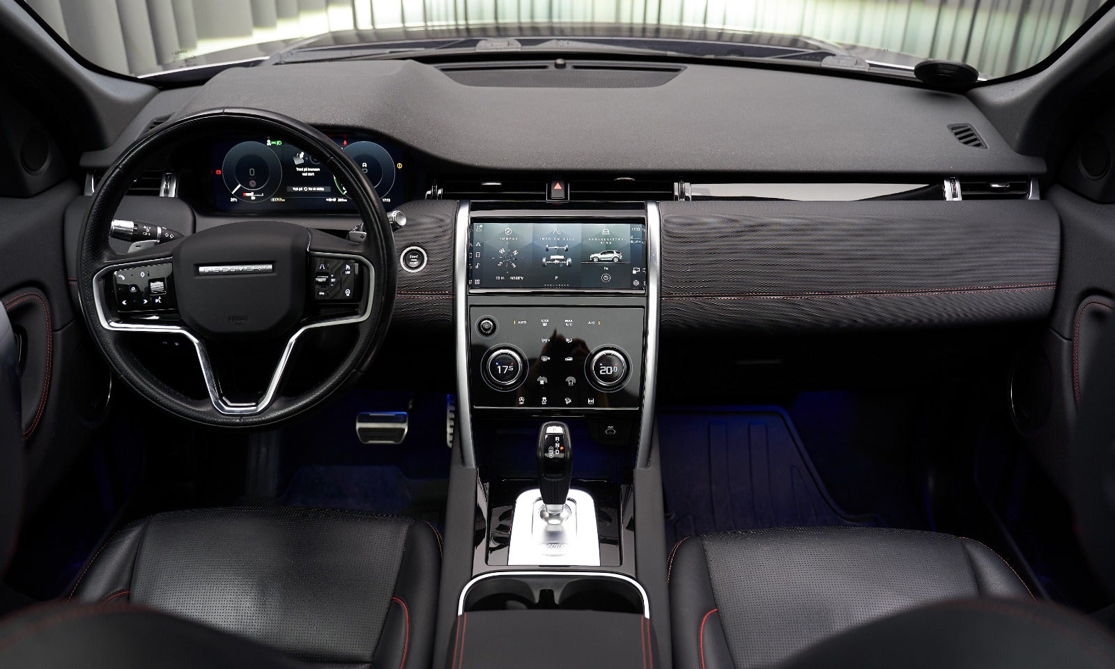 Land Rover Discovery Sport P300e R-Dynamic aut.