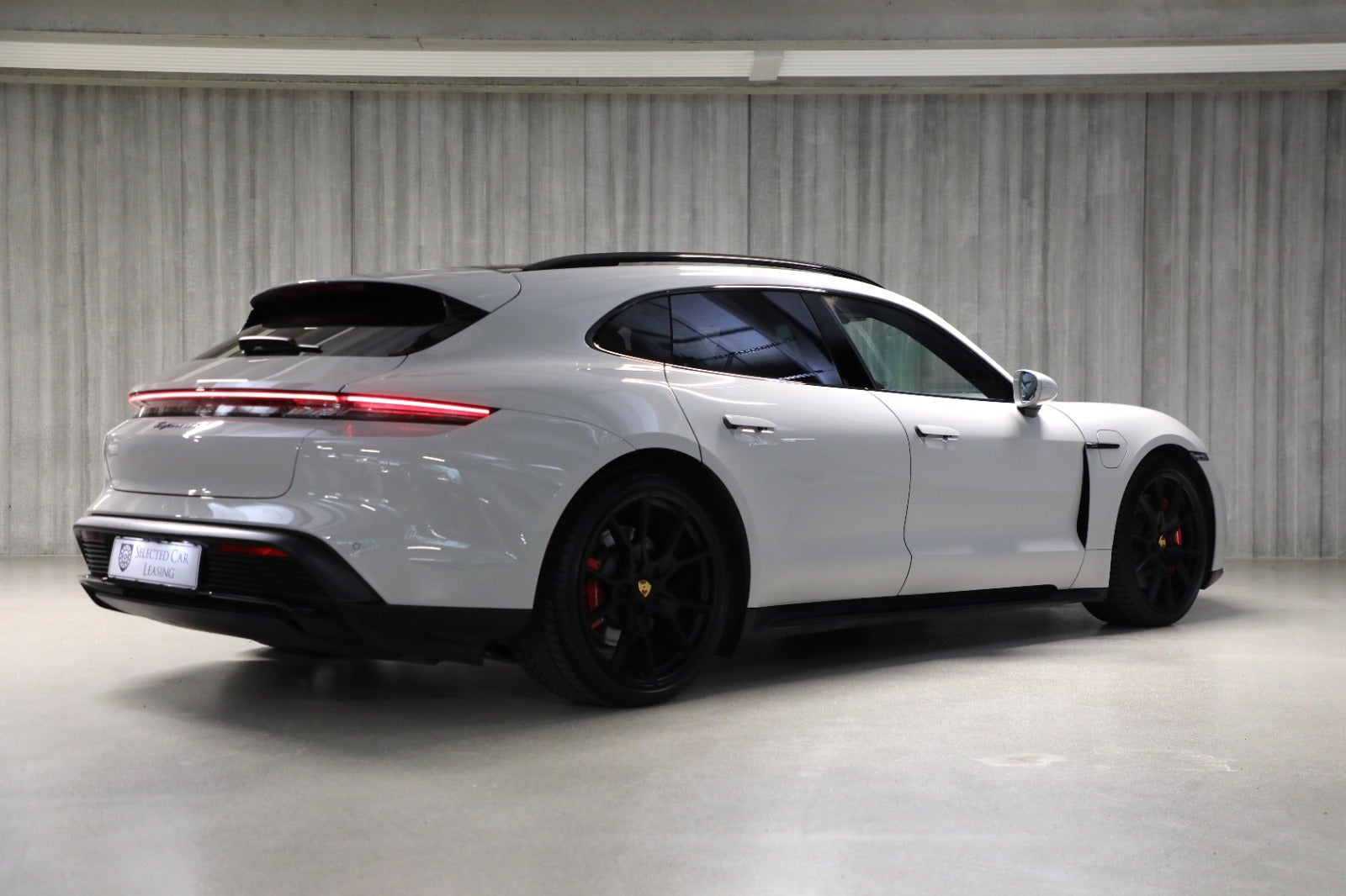 Porsche Taycan GTS Performance+ Sport Turismo