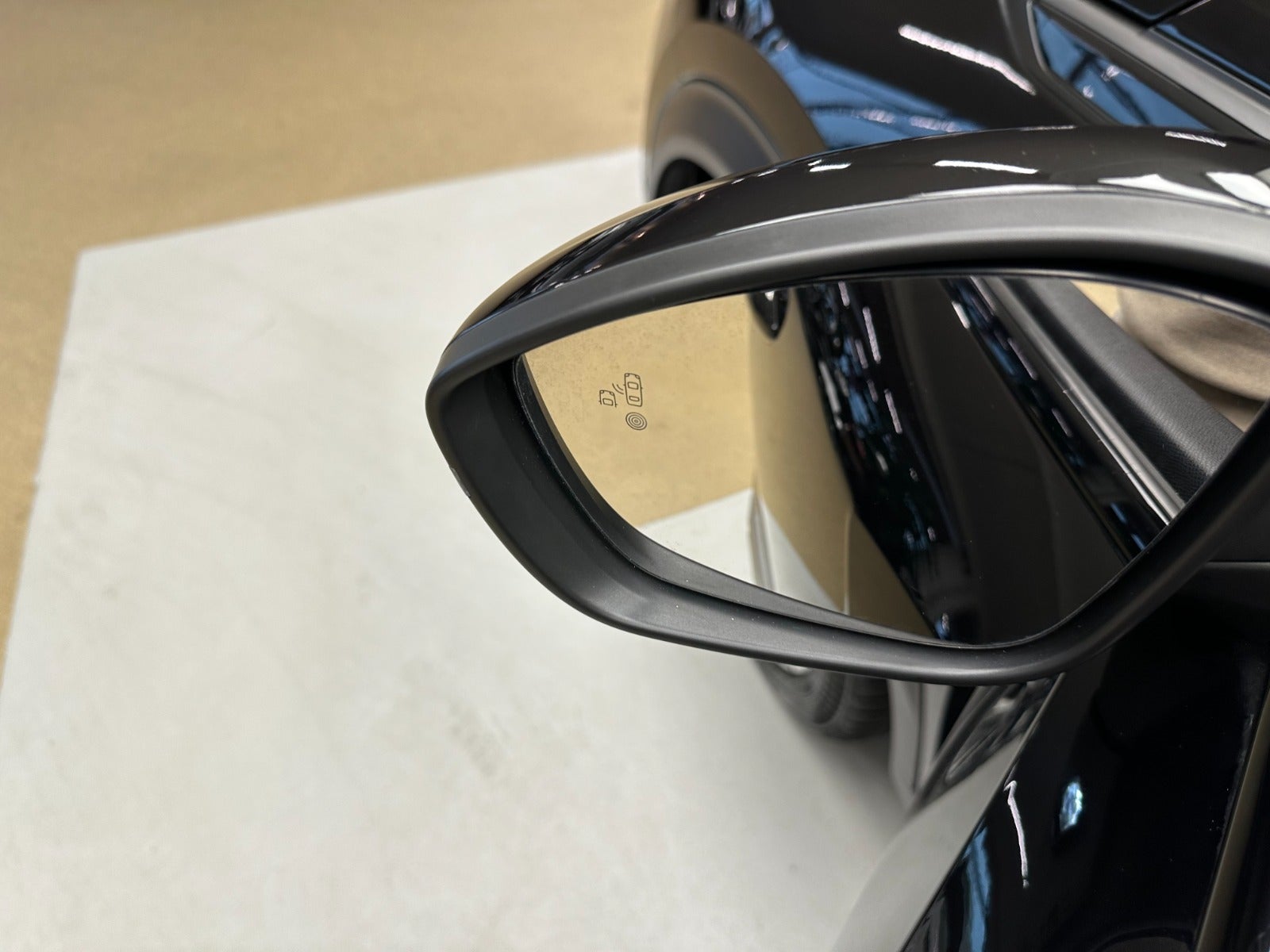 Billede af Peugeot e-2008 50 GT Pack