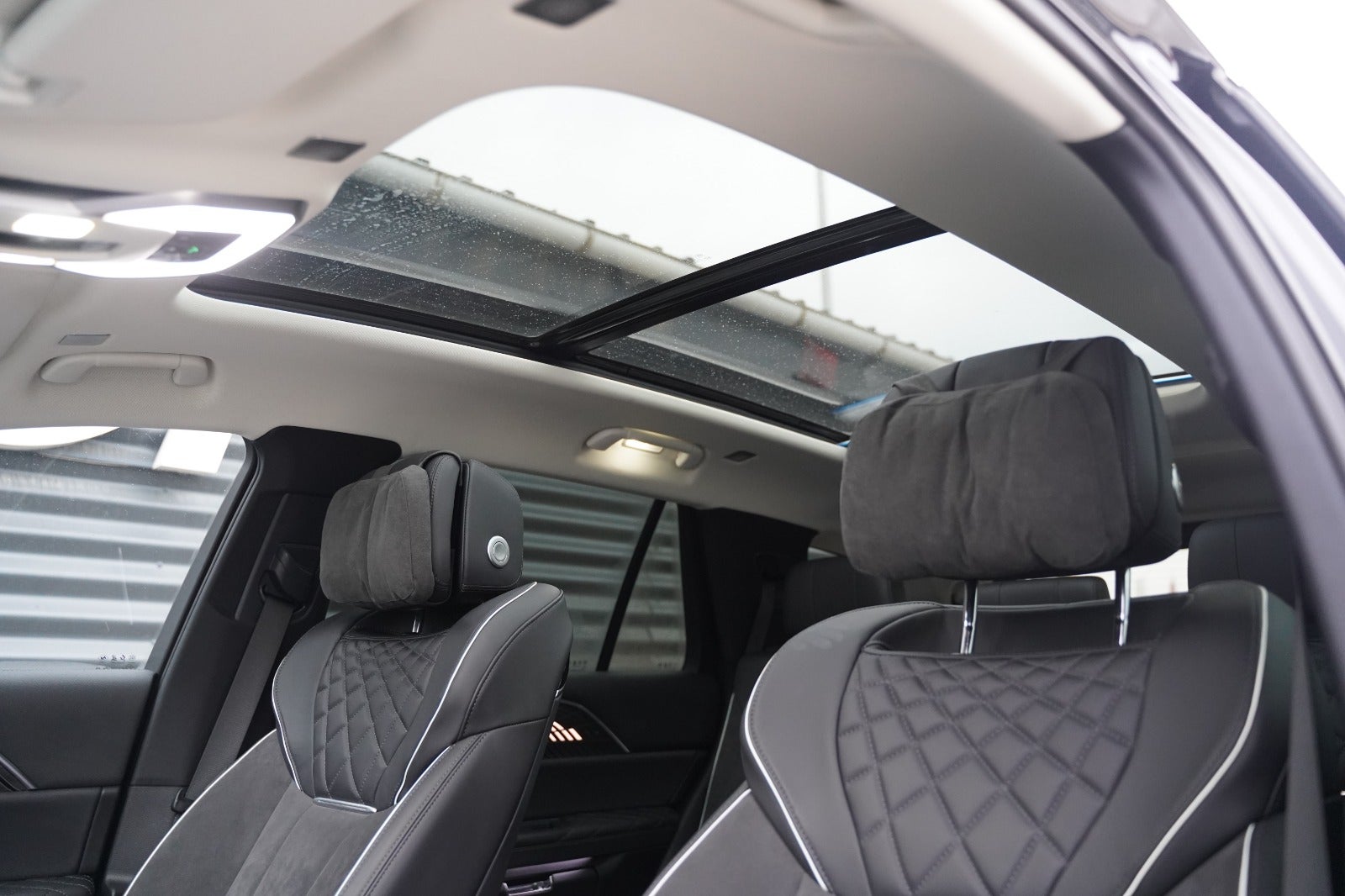 Billede af Hongqi E-HS9 99 Premium