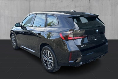 BMW iX1 eDrive20 M-Sport - 2
