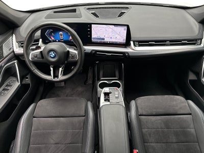 BMW iX1 eDrive20 M-Sport billede 3