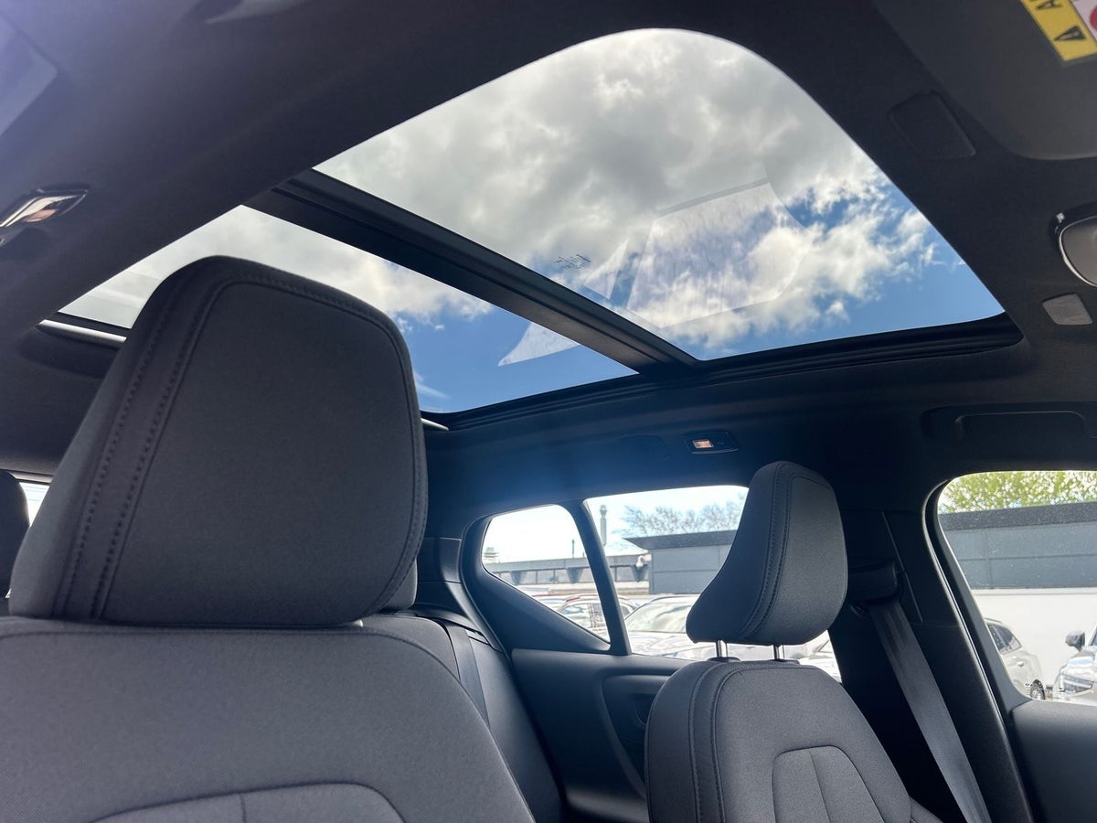 Volvo EX40 Extended Range Black Edition billede 21