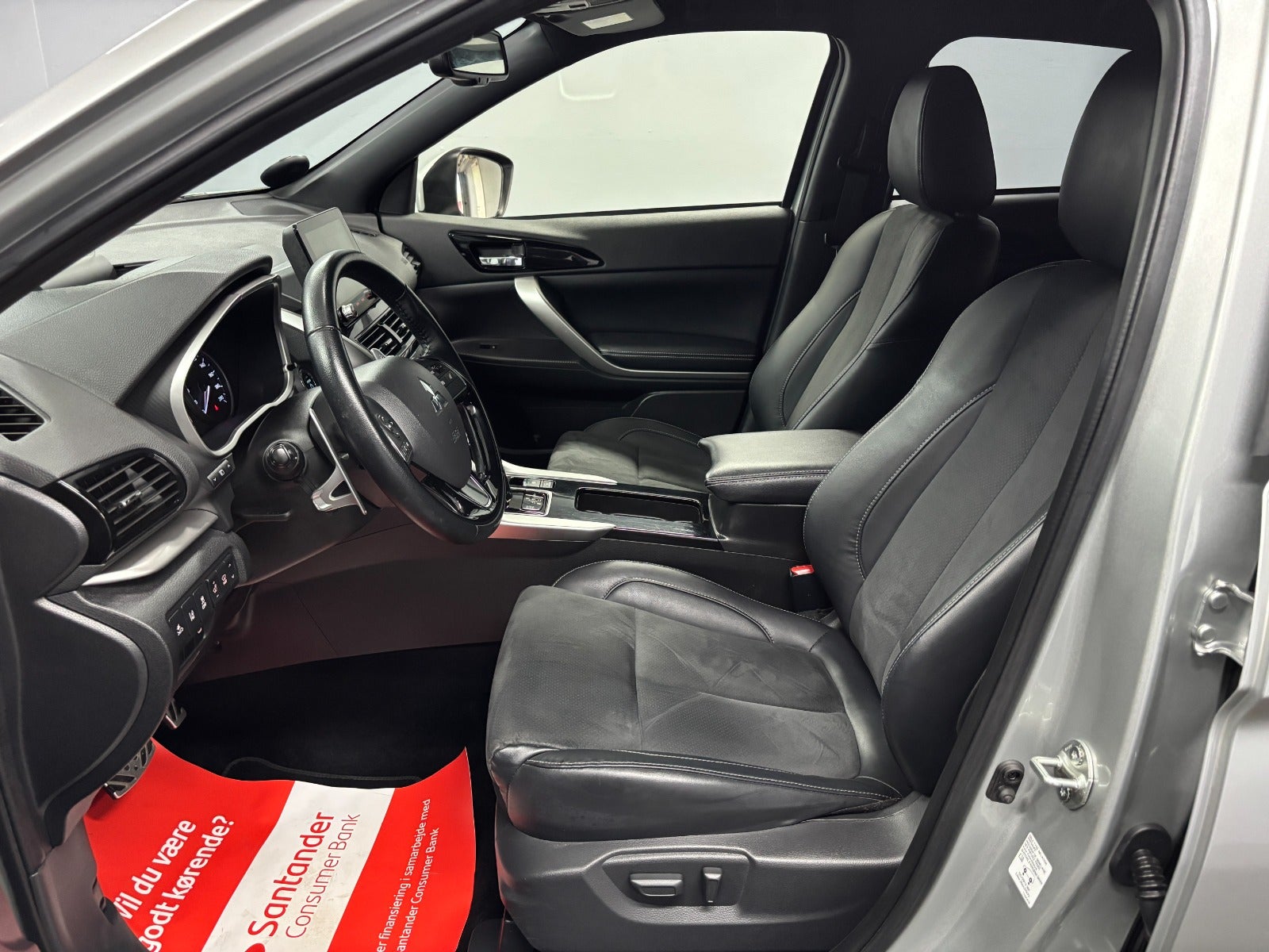 Billede af Mitsubishi Eclipse Cross 2,4 PHEV Intense CVT 4WD