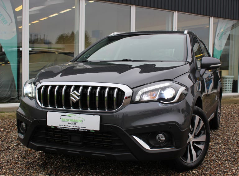 Suzuki S-Cross mHybrid Adventure