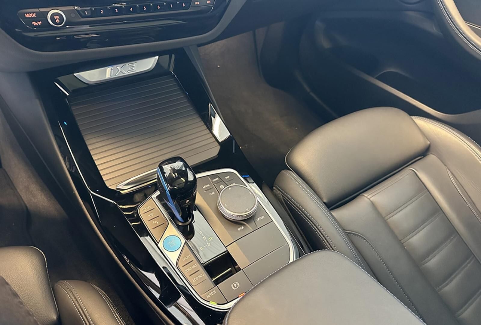 BMW iX3 Charged Plus M-Sport