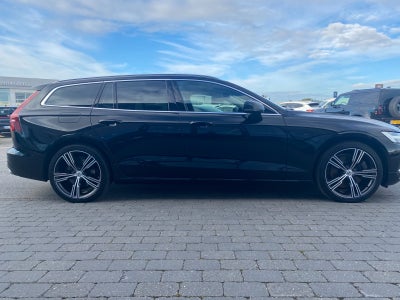 Volvo V60 T8 ReCharge Inscription aut. AWD - 4