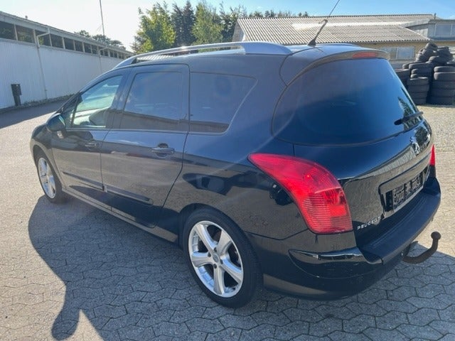 Peugeot 308 2011