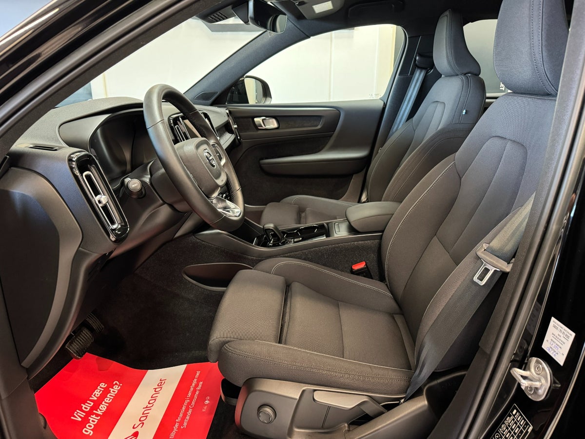 Volvo XC40 P6 ReCharge Core