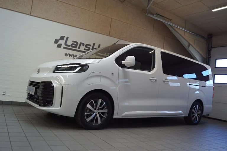 Toyota ProAce Verso Long Family