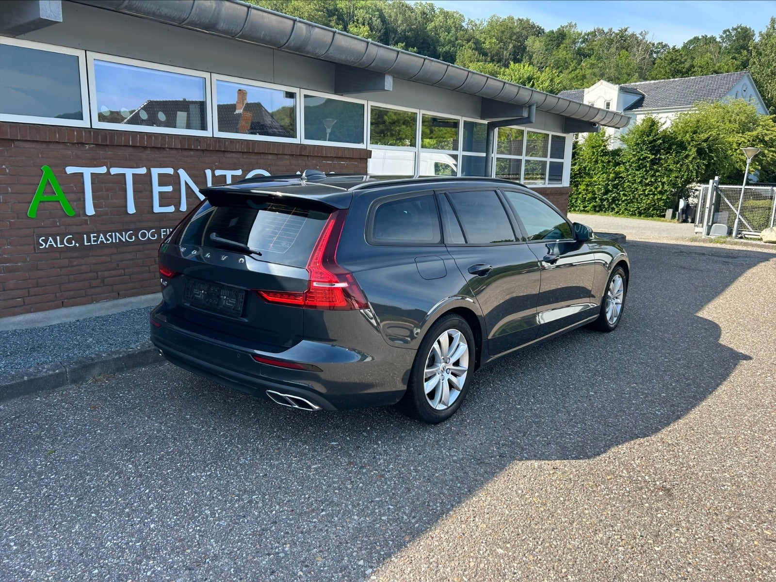 Billede af Volvo V60 2,0 D4 190 Momentum aut.