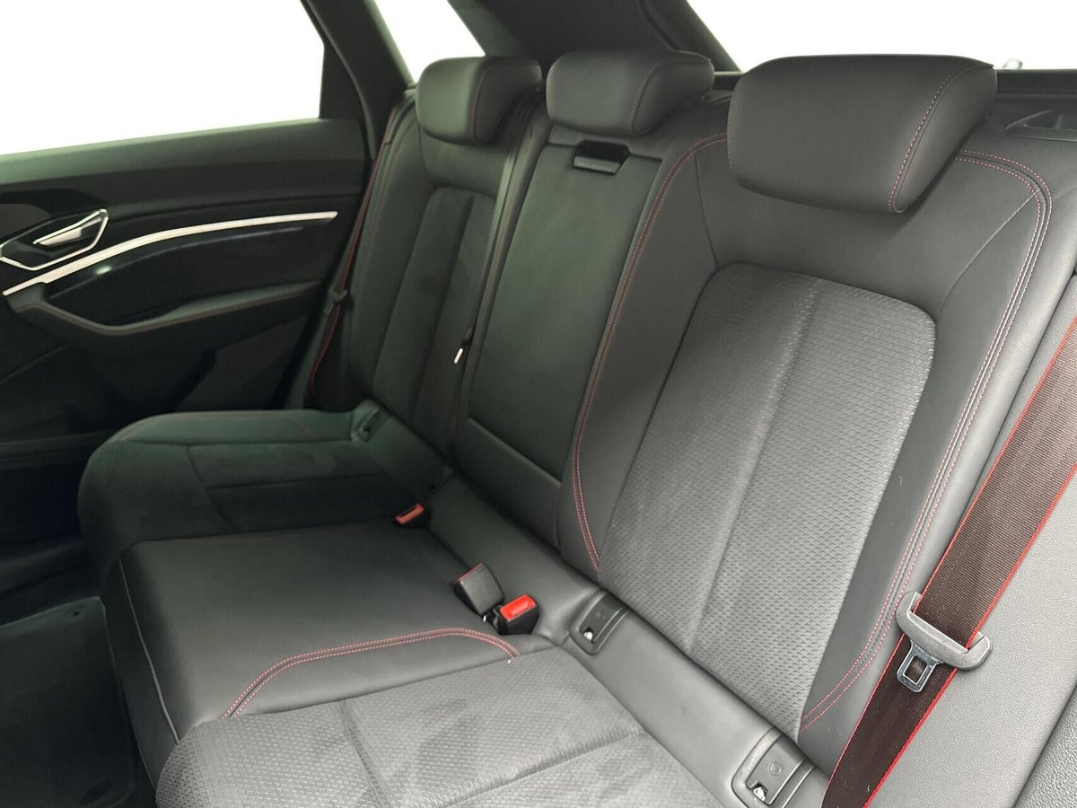 Audi Q8 e-tron S-line quattro billede 12