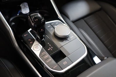 BMW 330e Touring Sport Line aut.