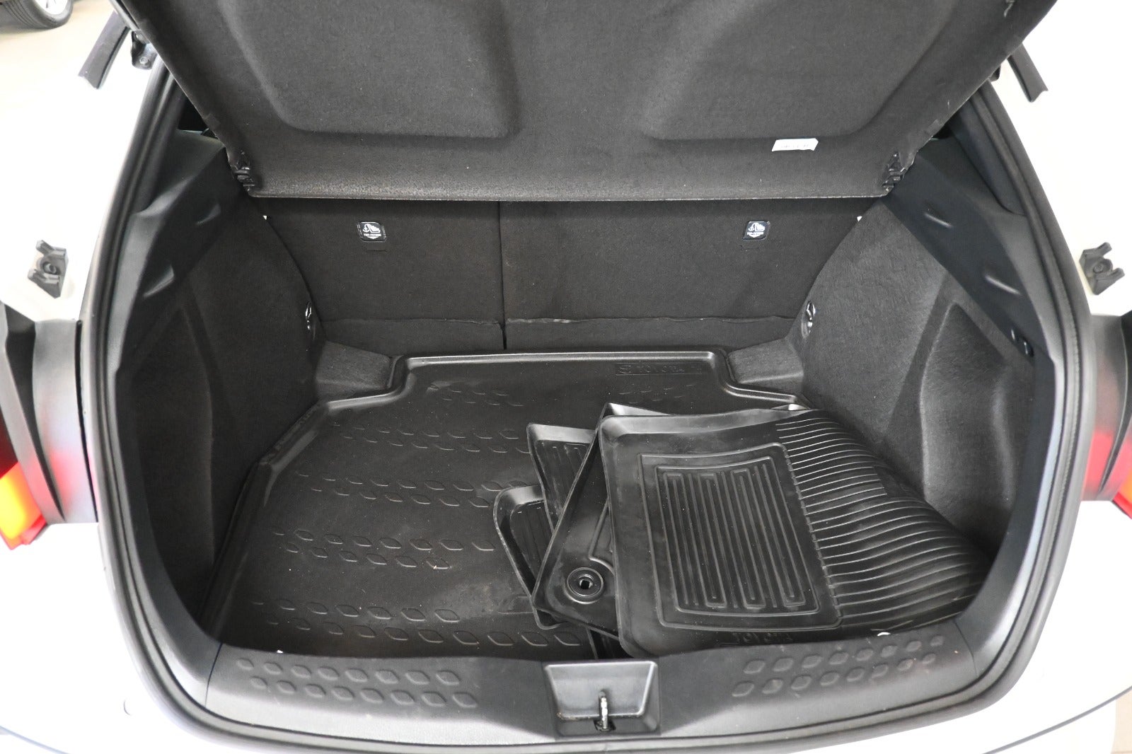 Toyota C-HR Hybrid C-HIC CVT