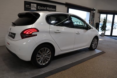 Peugeot 208 BlueHDi 100 Allure Sky