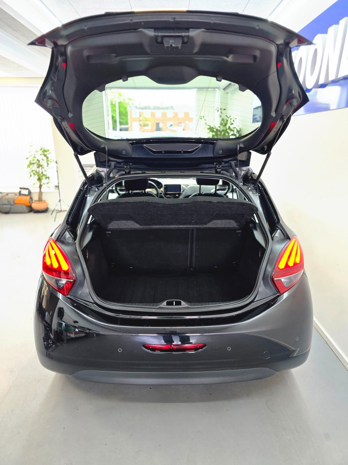 Billede af Peugeot 208 1,2 VTi 82 Selection Sky