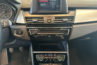 BMW 218i Gran Tourer Advantage