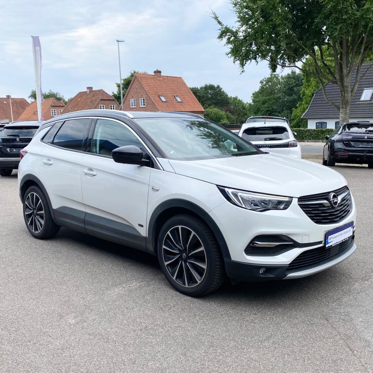 Opel Grandland X Hybrid4 Exclusive aut.