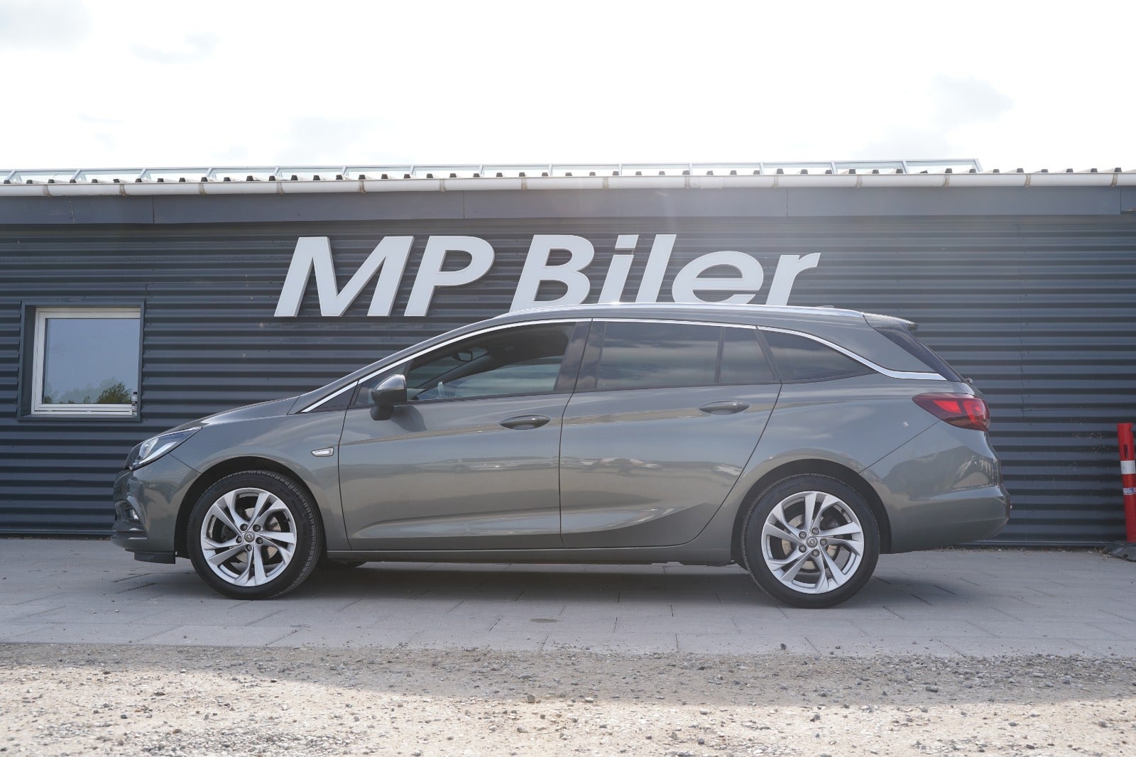 Billede af Opel Astra 1,4 T 150 Dynamic Sports Tourer