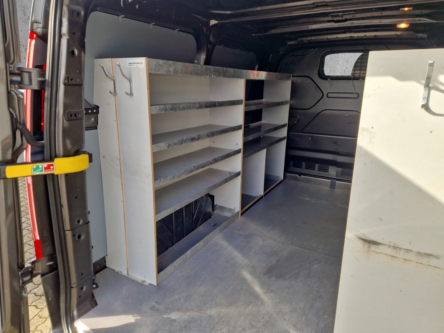 Billede af Ford Transit Custom 300L 2,0 TDCi 130 Trend aut.
