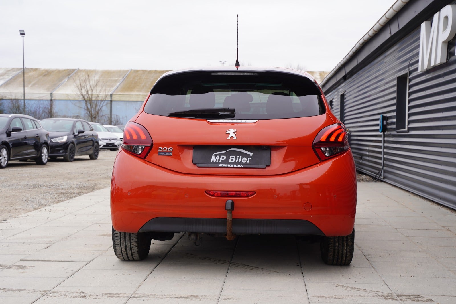 Billede af Peugeot 208 1,6 BlueHDi 100 Allure Sky