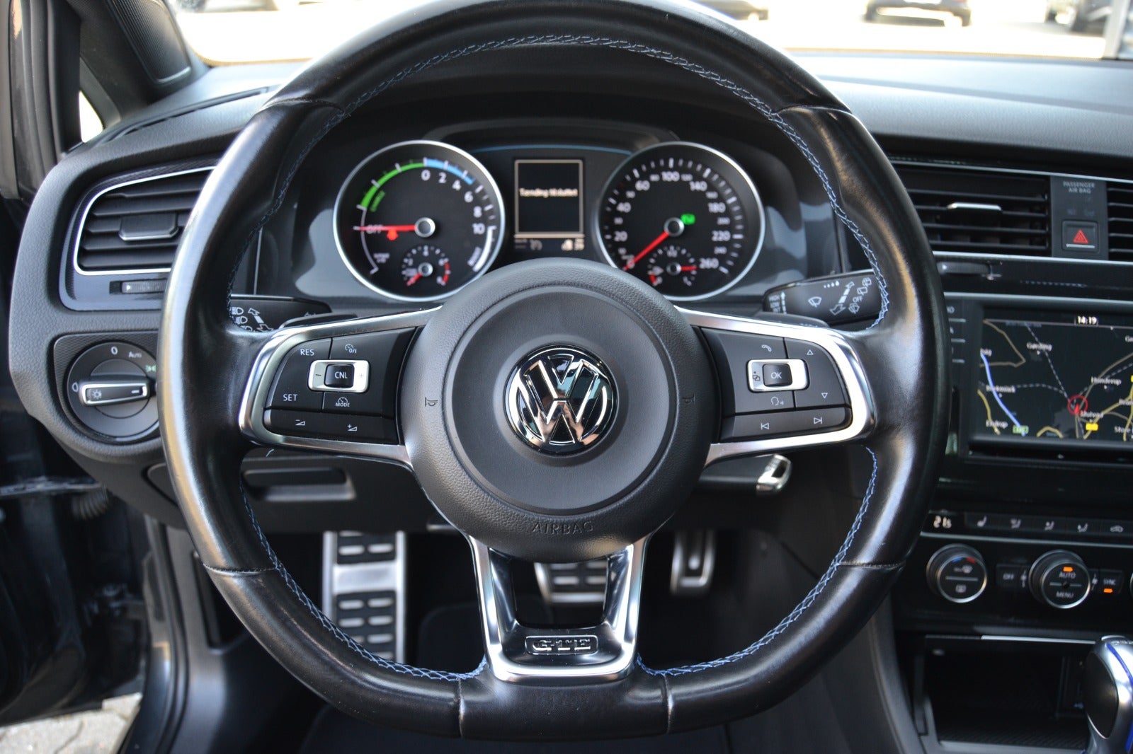 VW Golf VII 2016