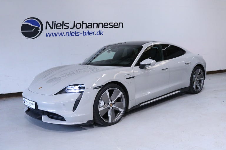 Porsche Taycan Turbo