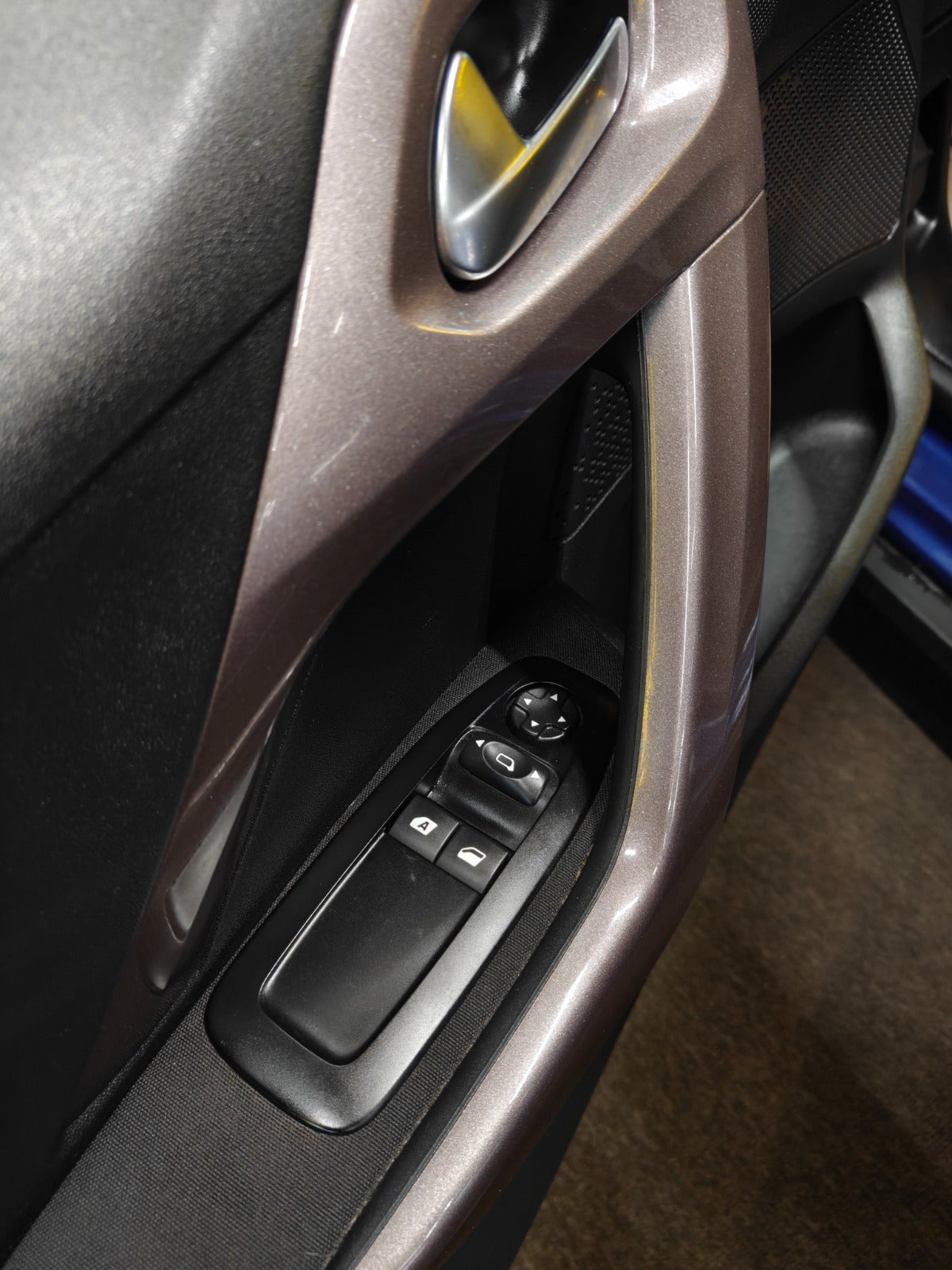 Billede af Peugeot 2008 1,6 e-HDi 92 Active