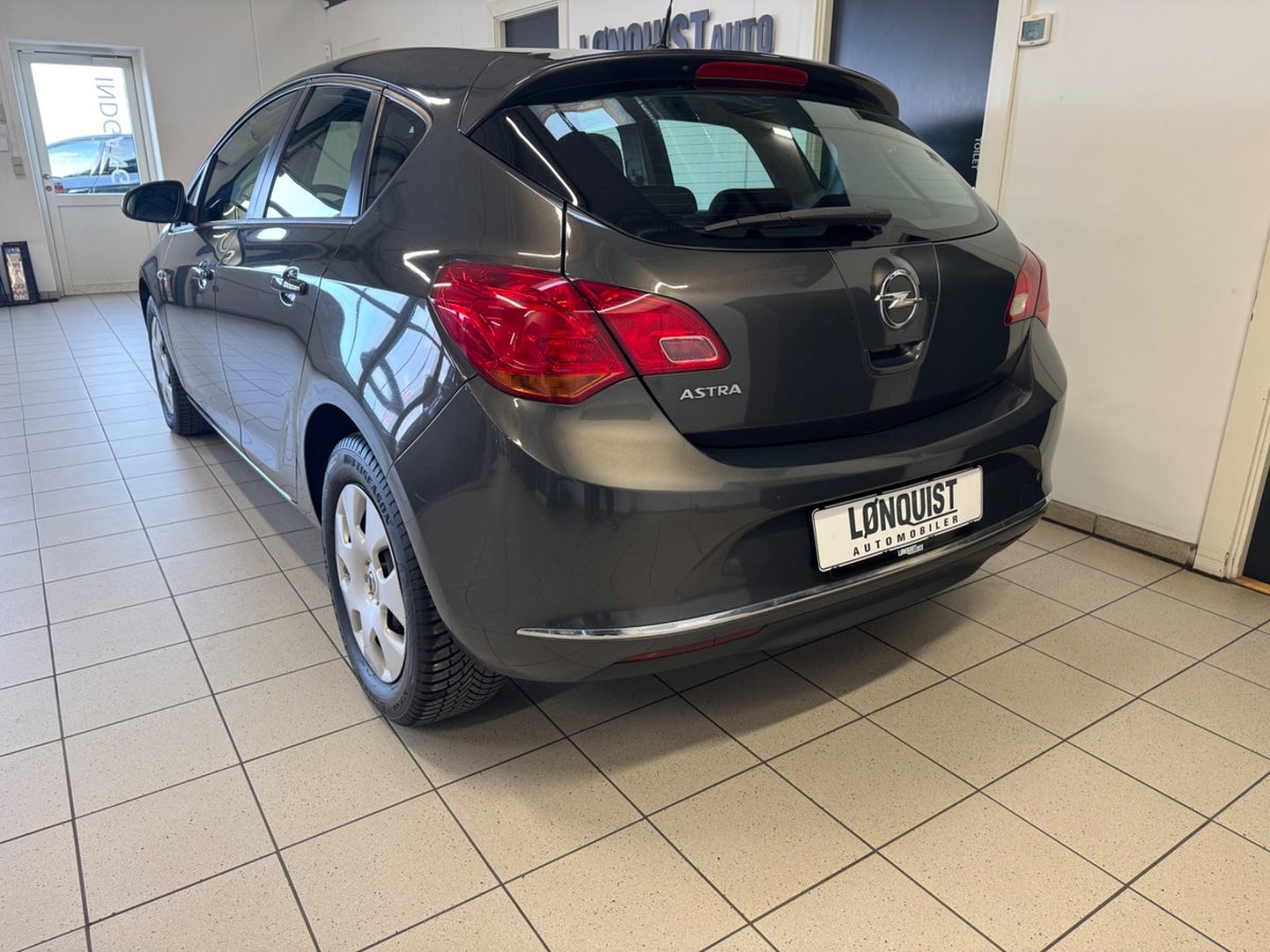 Opel Astra 100 Limited