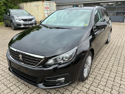 Peugeot 308 1,6 BlueHDi 120 Allure Sky SW 5d