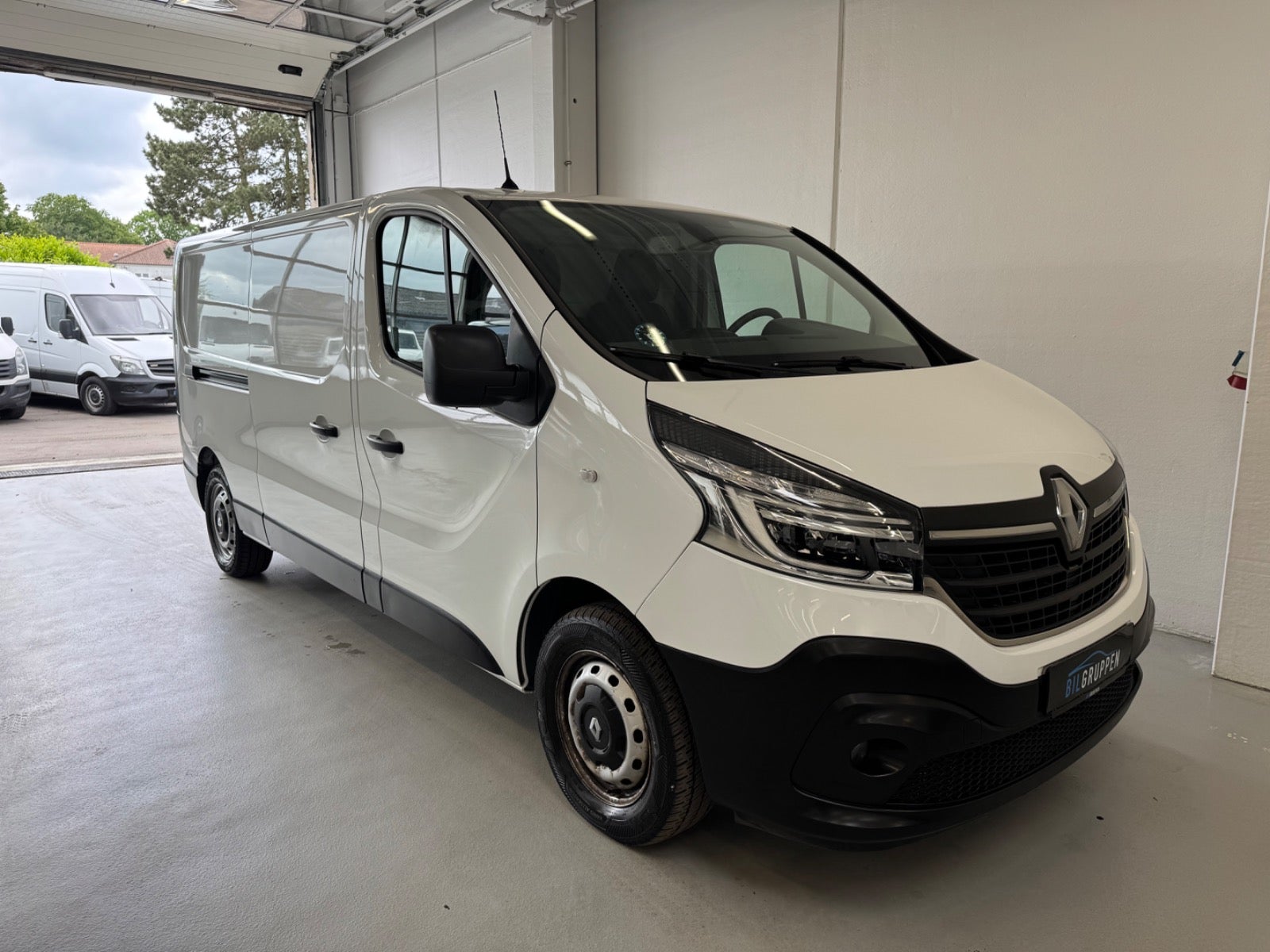 Billede af Renault Trafic T29 2,0 dCi 120 L2H1