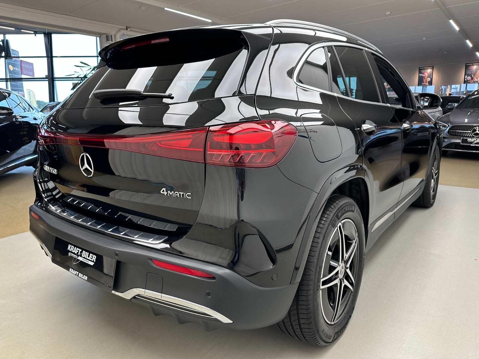 Billede af Mercedes EQA350  AMG Line 4Matic
