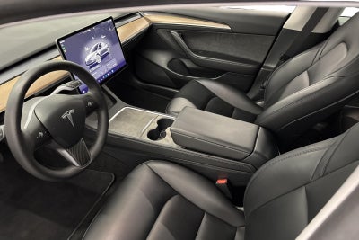Tesla Model 3 Long Range AWD - 4