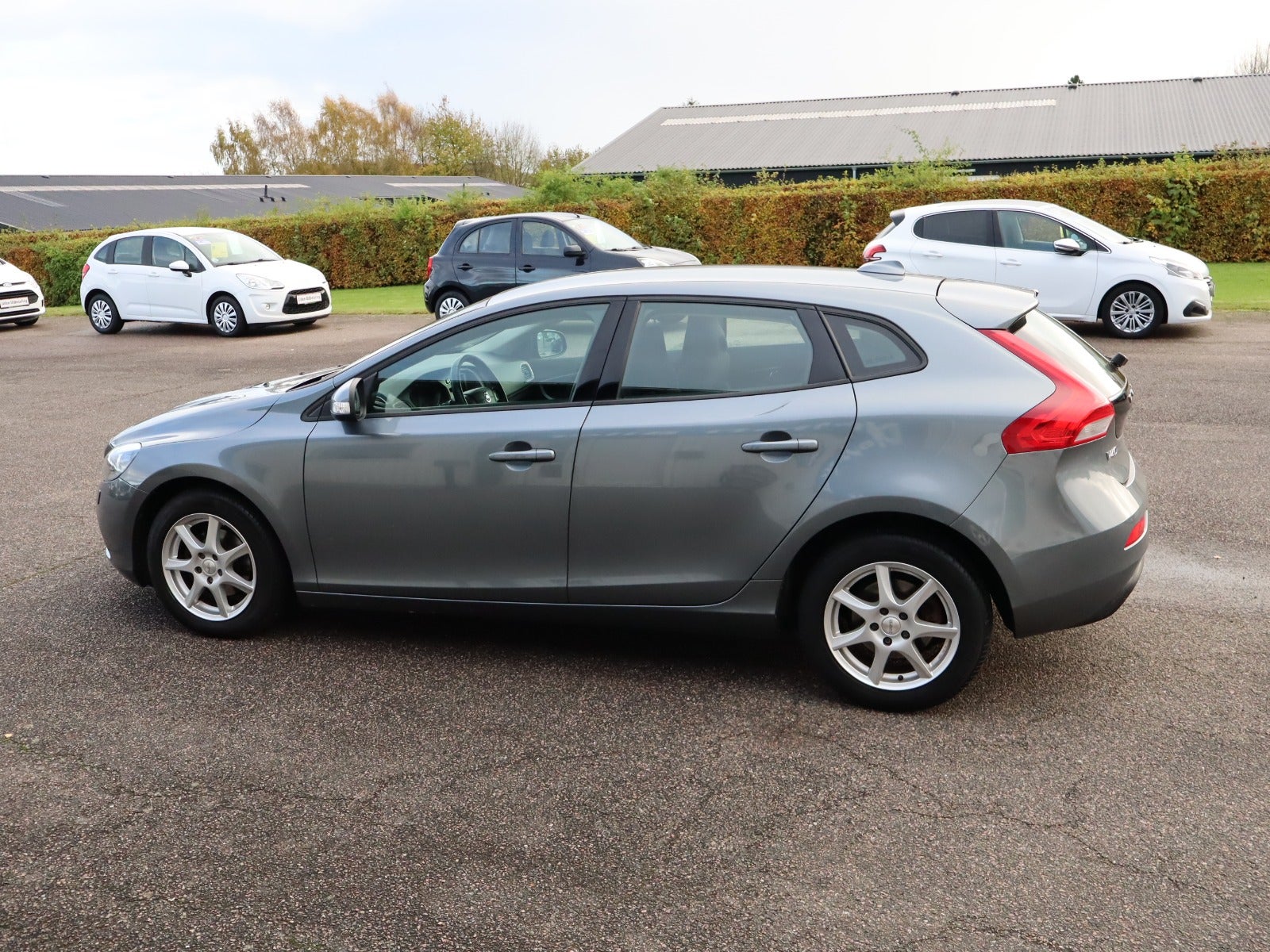 Billede af Volvo V40 2,0 D2 120 Momentum Eco