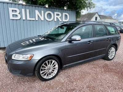 Volvo V50 1,6 Benzin modelår 2010 km 123000 Gråmetal træk nysynet klimaanlæg ABS airbag centrallås s