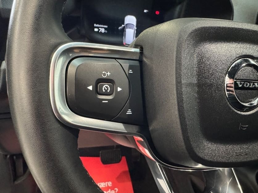 Volvo XC40 P6 ReCharge Core