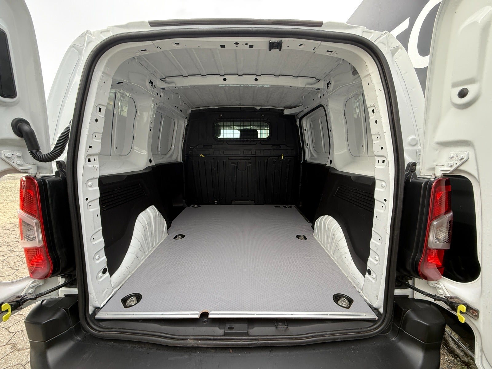 Citroën Berlingo BlueHDi 100 L1 ProffLine Van