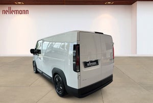 Kia PV5 Cargo L2H1 Long Range Work Pro