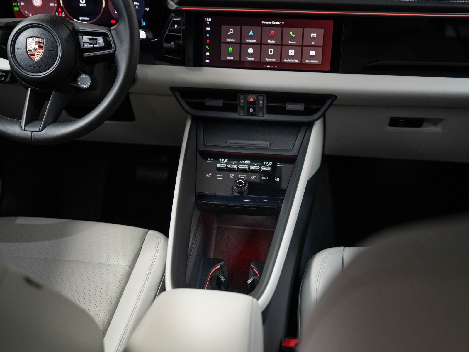 Gallery image 14 of 18