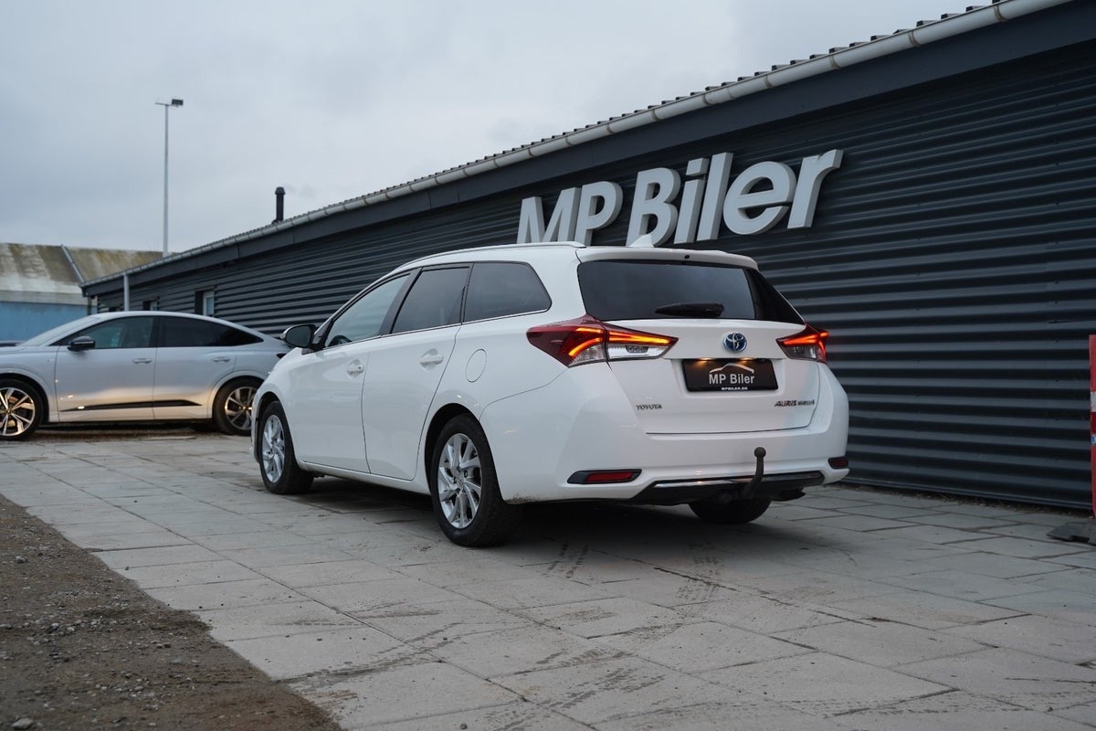 Billede af Toyota Auris 1,8 Hybrid H2 Comfort Touring Sports CVT