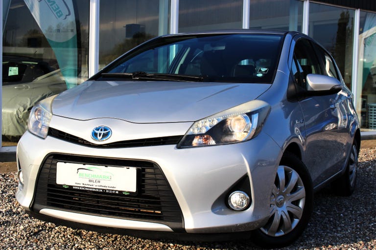 Toyota Yaris Hybrid H2 Touch CVT