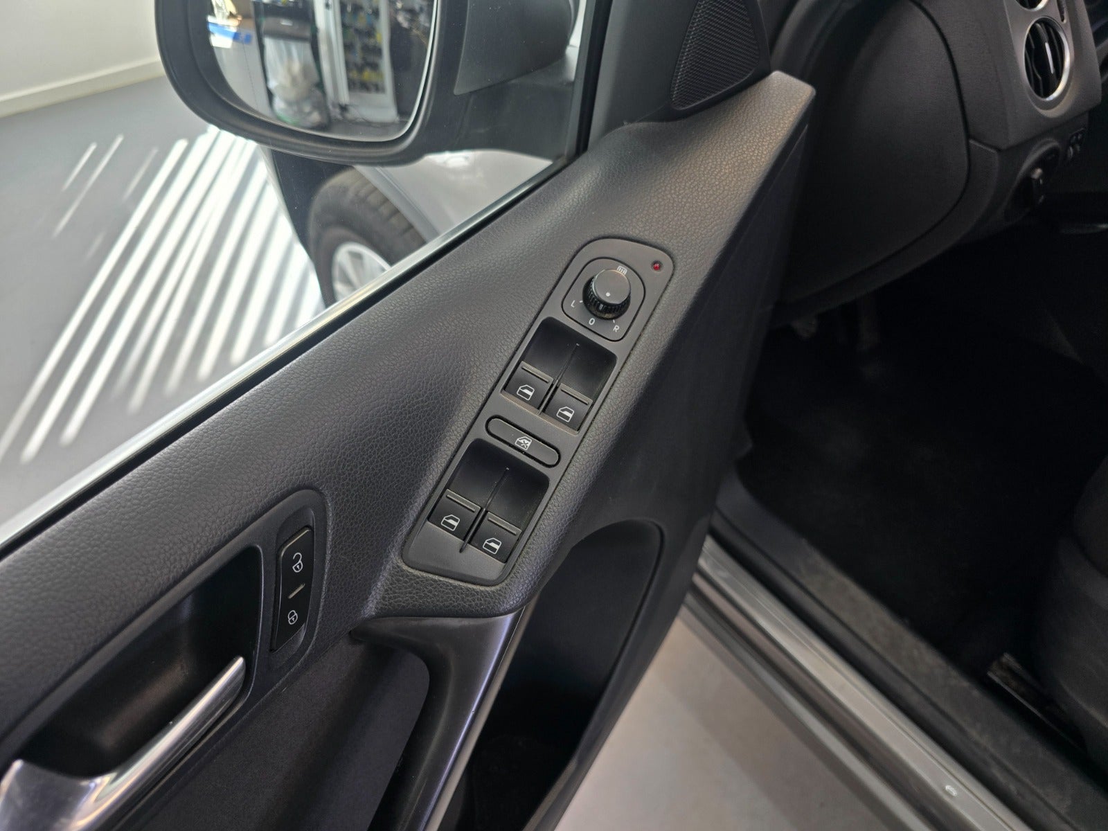 Billede af VW Tiguan 2,0 TDi 140 Sport & Style 4Motion