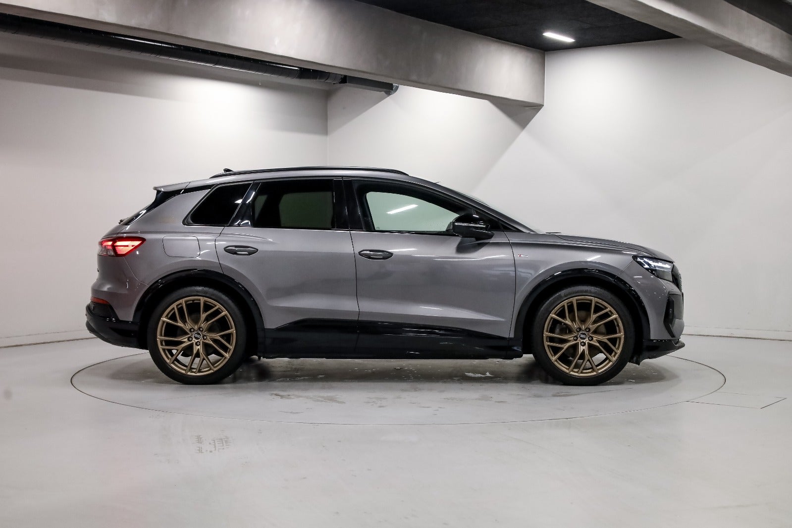 Audi Q4 e-tron 40 edition one