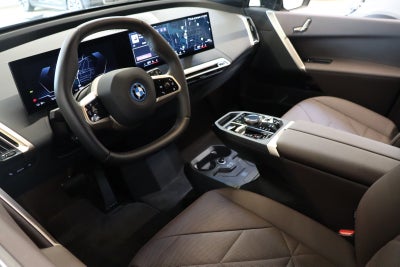 BMW iX xDrive40 Sport Line