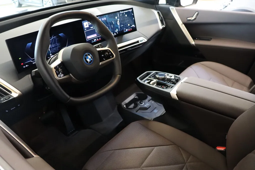 BMW iX xDrive40 Sport Line