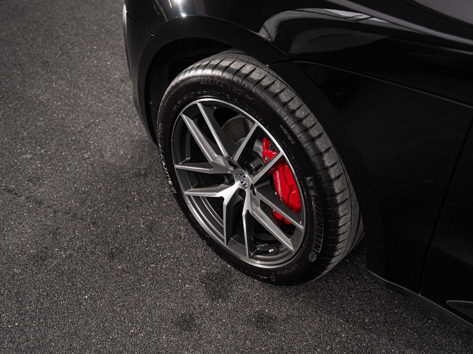 Gallery image 7 of 16