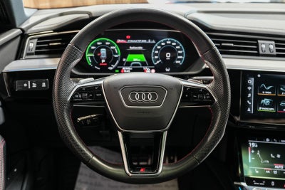 Audi Q8 e-tron