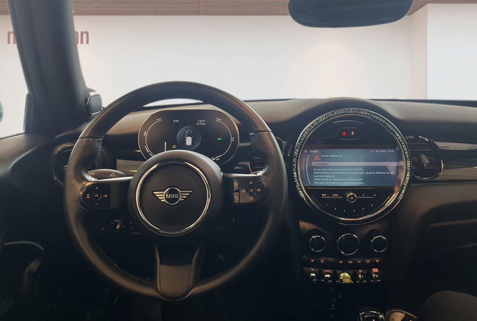 MINI Cooper SE Classic Trim