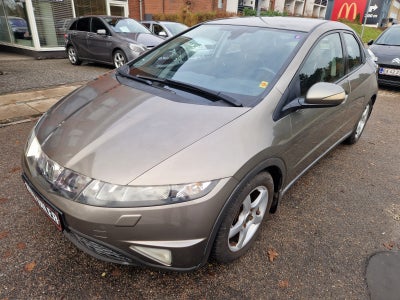 Honda Civic 1,8 Sport 5d