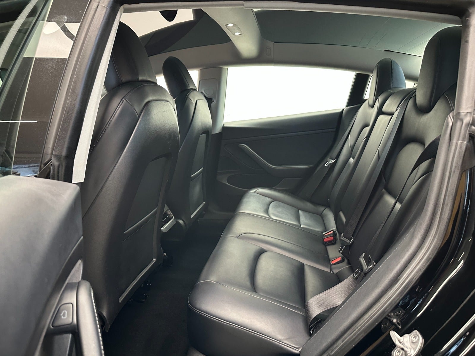 Billede af Tesla Model 3  Standard Range+ RWD